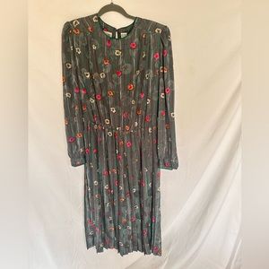RARE VTG 1980s Andrea Gayle Gray Floral Pleated Dress